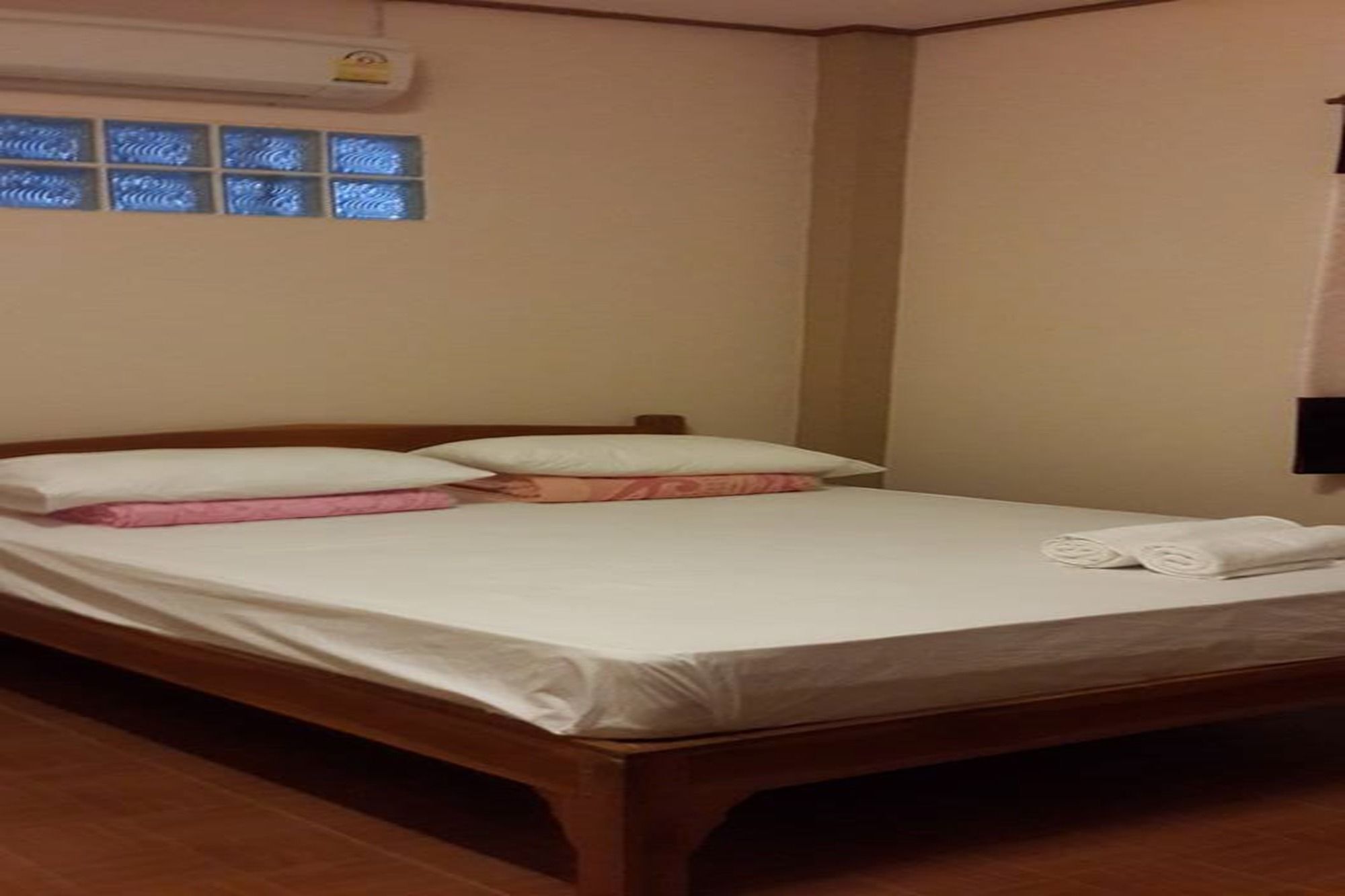 Hotel Ban Suan Mai Ngam Nan Exterior foto